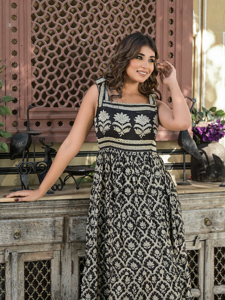 MATTI - STRAP TIER DRESS (BLACK)