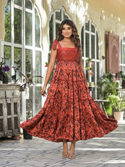 MIDI/CAMI DRESSES