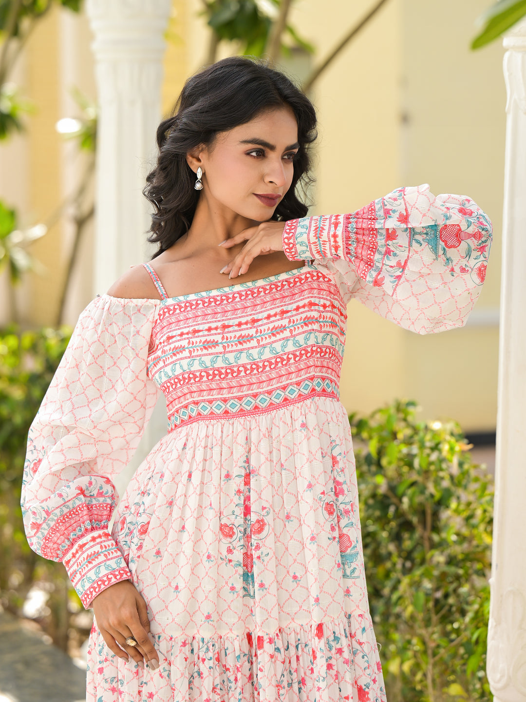 AASHI - OFF THE SHOULDERS DRESS