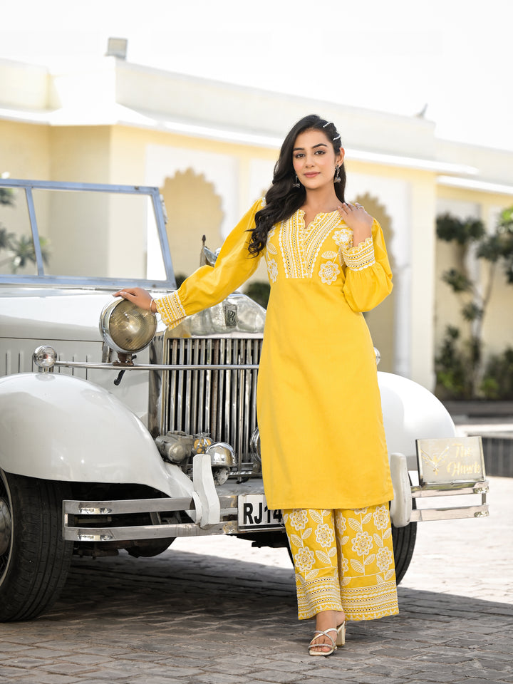 Starini - Lapel Kurta And Palazzo