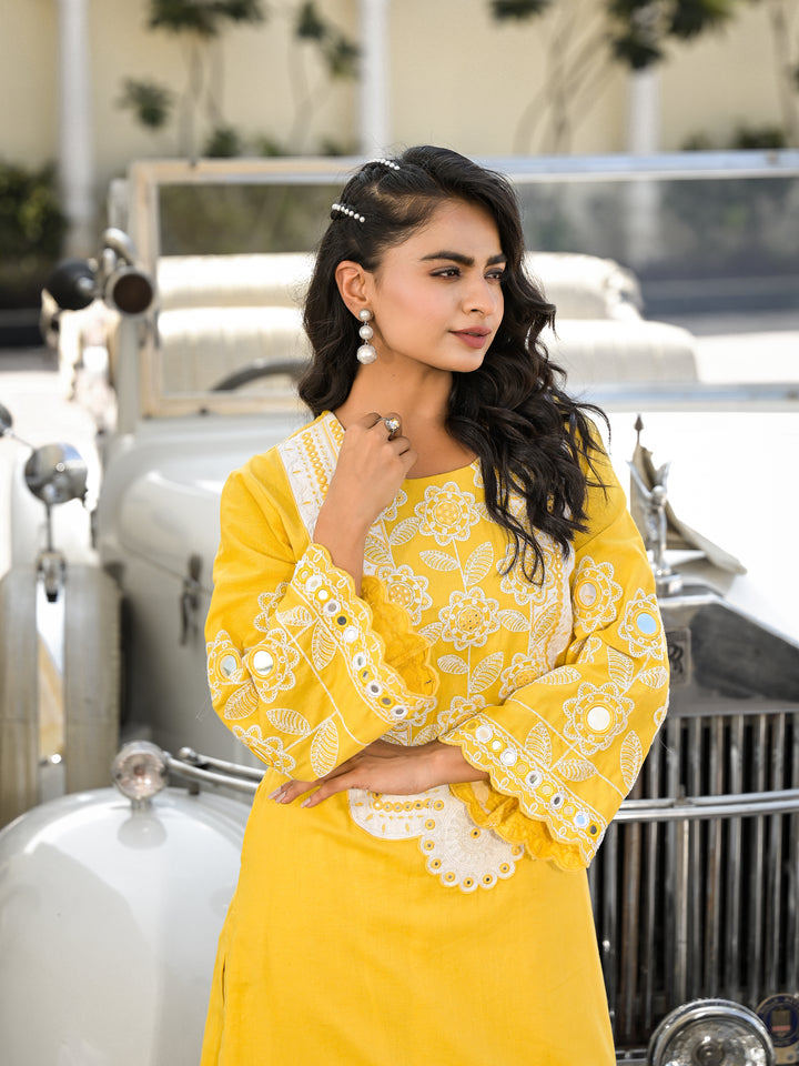 LALITI - STRAIGHT KURTA AND PALAZZO