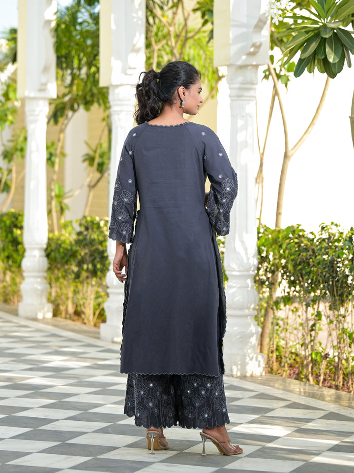 VAAMI - SCALLOP KURTA & PALAZZO (GREY)