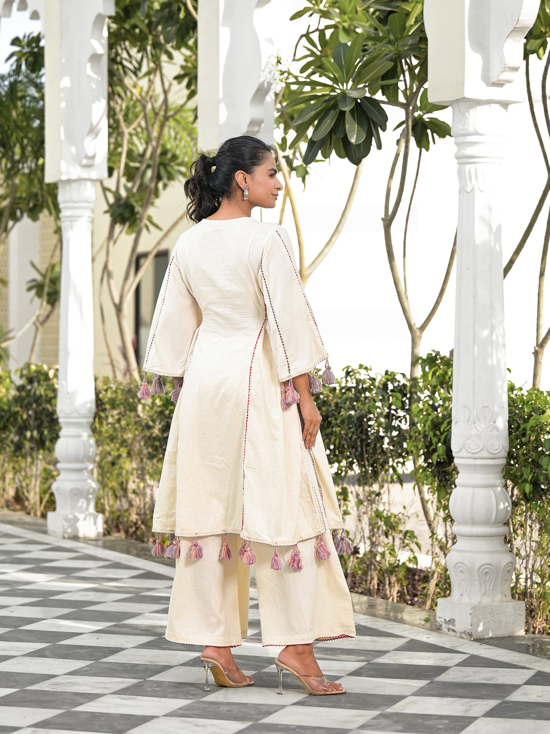 VAAMI - SCALLOP KURTA & PALAZZO (NATURAL)