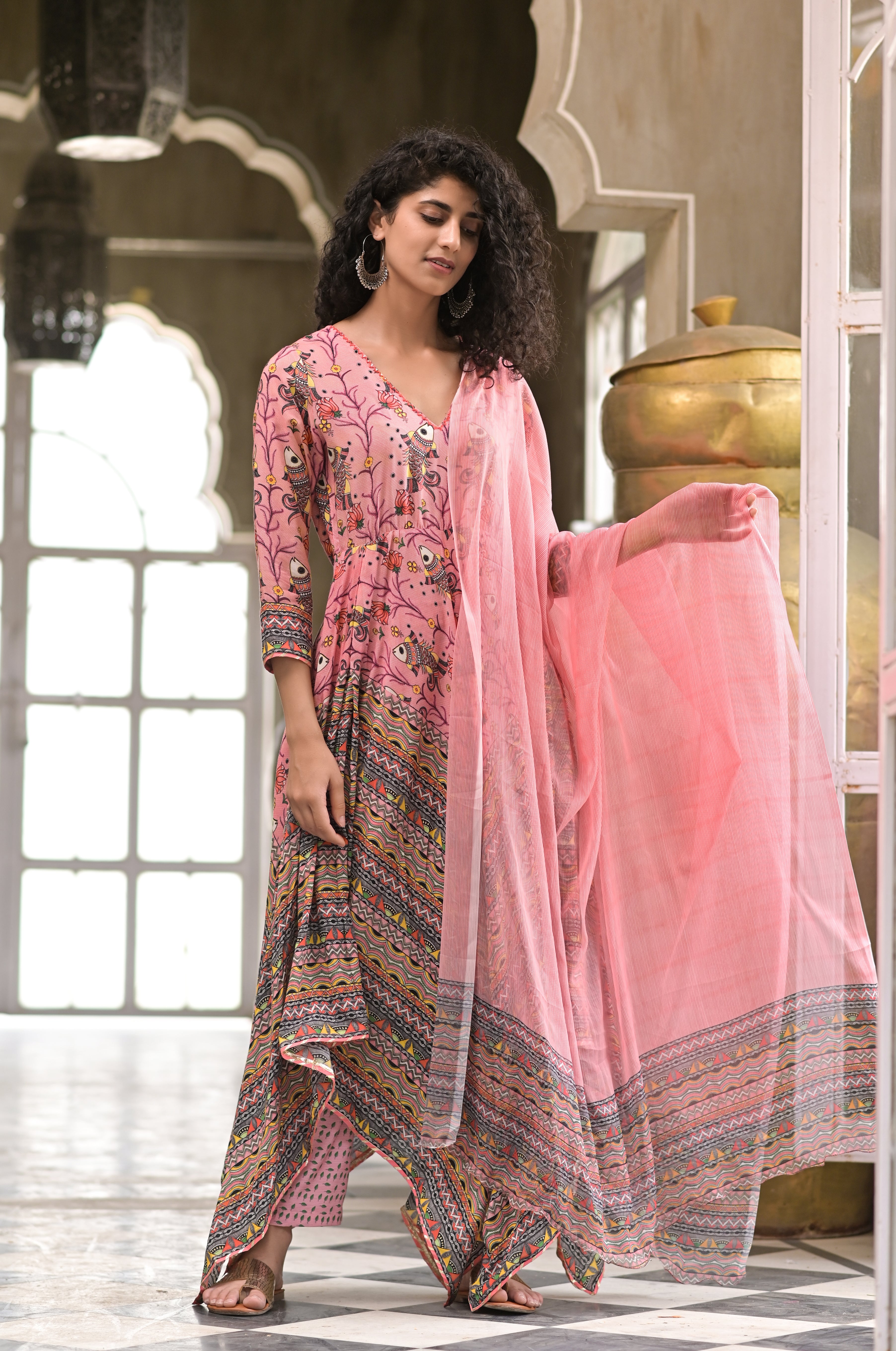 PADMINI-HANDKERCHIEF KURTA SET