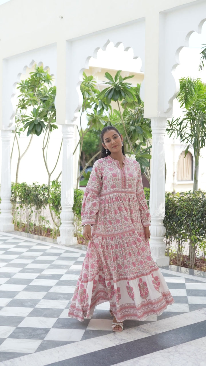 Gul - Tiered Dress (Blush White)