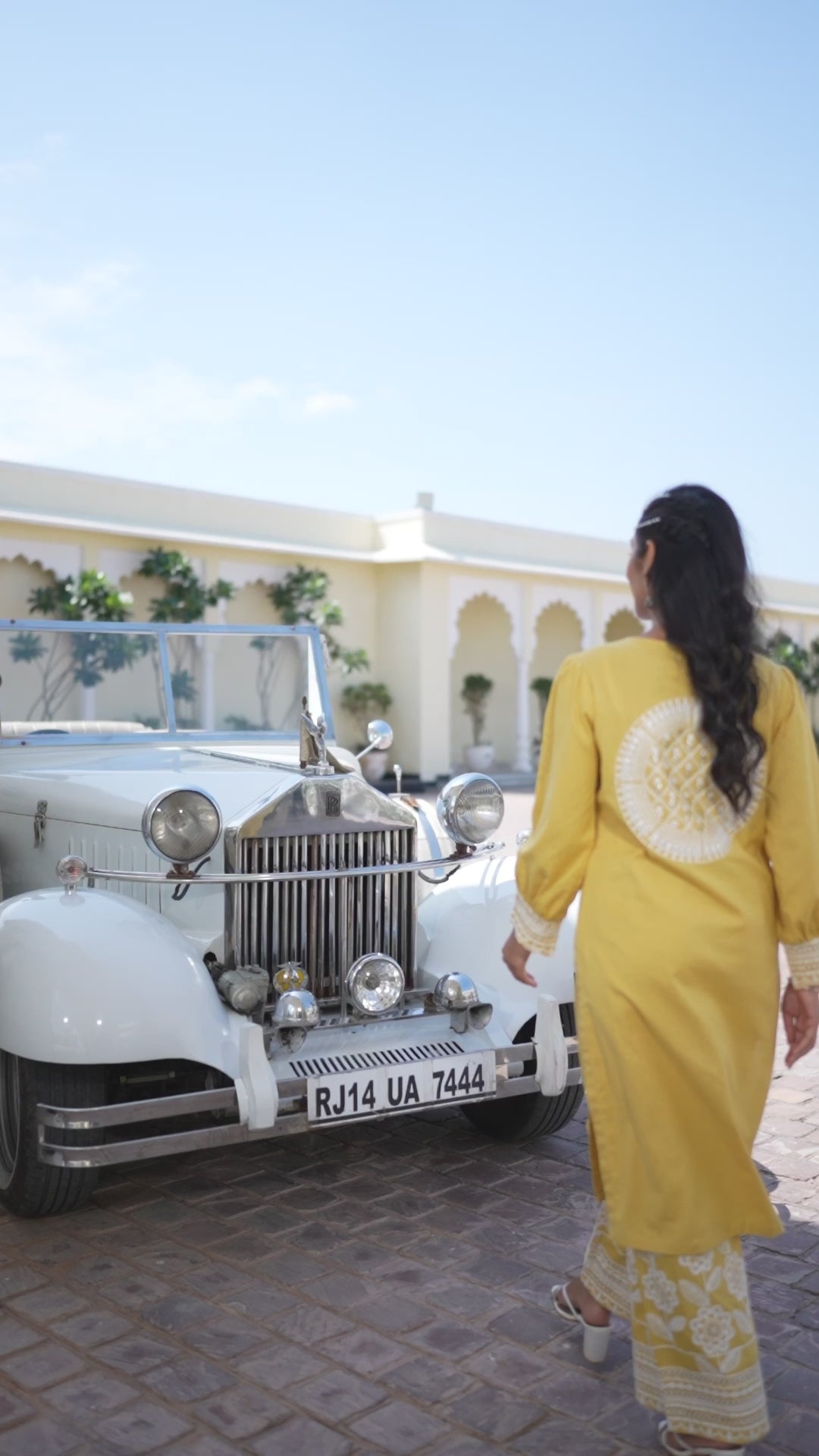 Starini - Lapel Kurta And Palazzo
